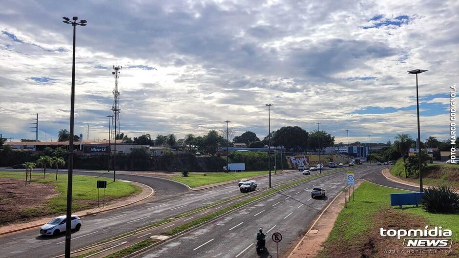 Céu de Campo Grande neste sábado