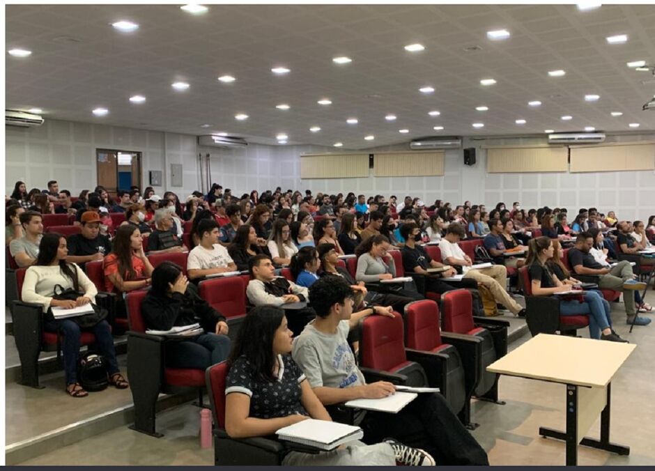 Curso é gratuito e pessoas com cadastro único podem ter isenção de taxa