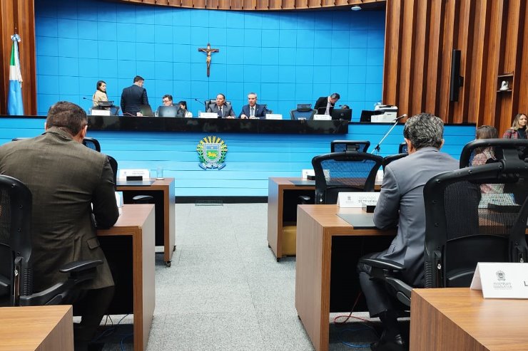 Duas propostas serão votadas nesta quinta