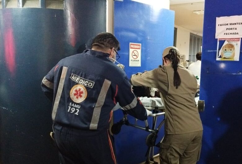 Vítima foi encaminhada ao Hospital