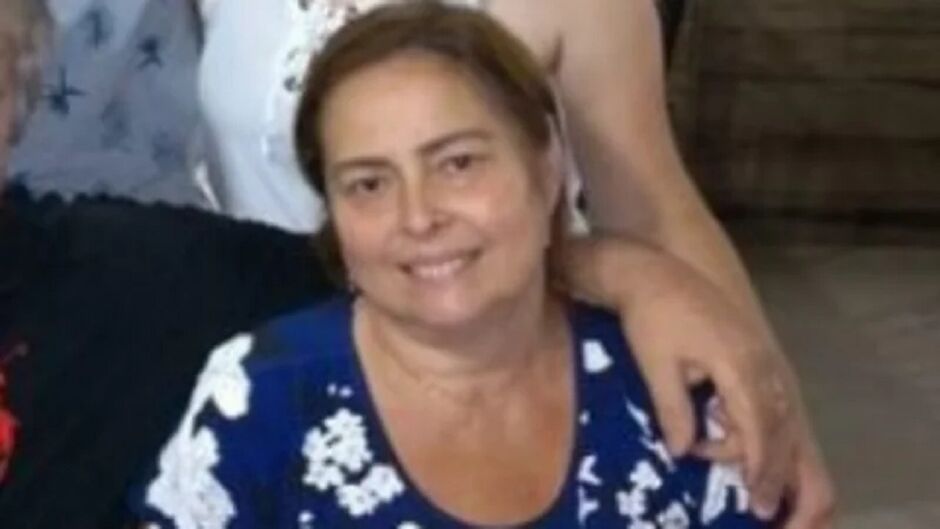 Paciente sofre com dores na coluna 