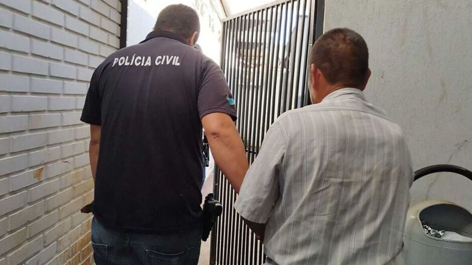 Homem foi preso em Laguna Carapã e levado até à Depac de Dourados