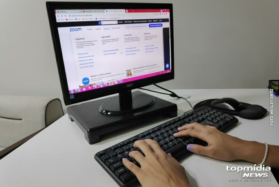 Trocas de imagens eram feitas pela internet