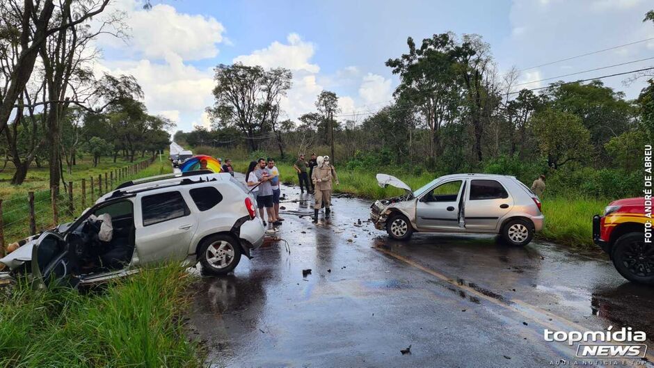 O acidente aconteceu na BR-262