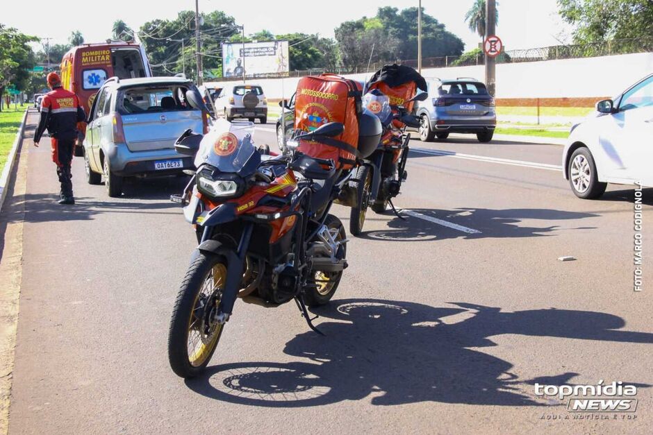 O motociclista foi socorrido pelo Corpo de Bombeiros 