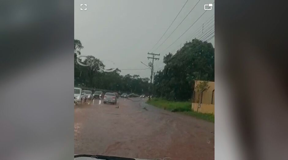 E a chuva que chegou de repente na Moreninha