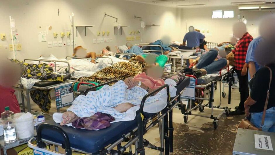 Vários setores do hospital estão com superlotação e não têm mais como receber novos pacientes
