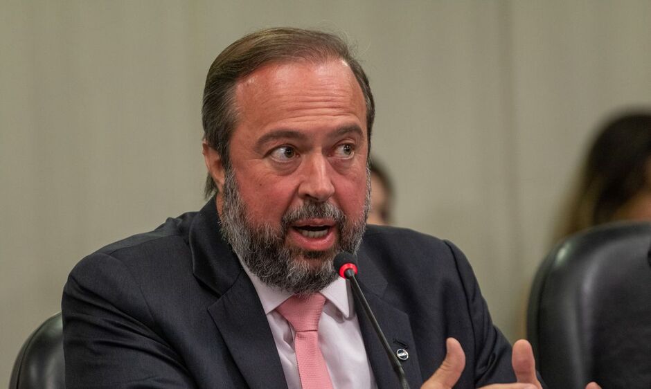 A ideia é combater perdas inflacionárias
