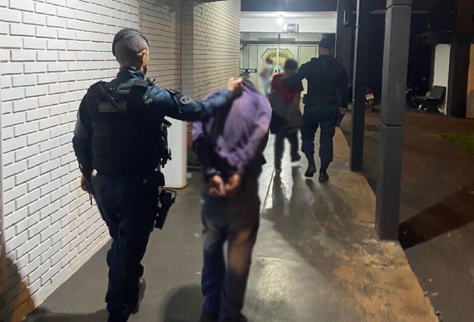 Suspeito foi preso em flagrante 