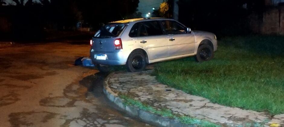 Um dos bandidos morreu no local