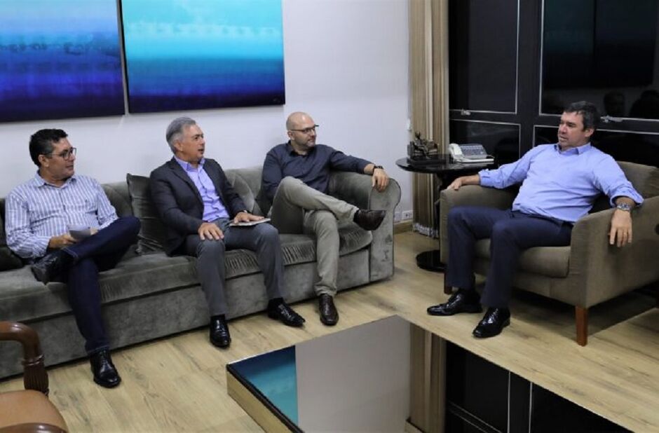 Governador se reuniu com secretários nesta segunda-feira para tratar sobreo o assunto