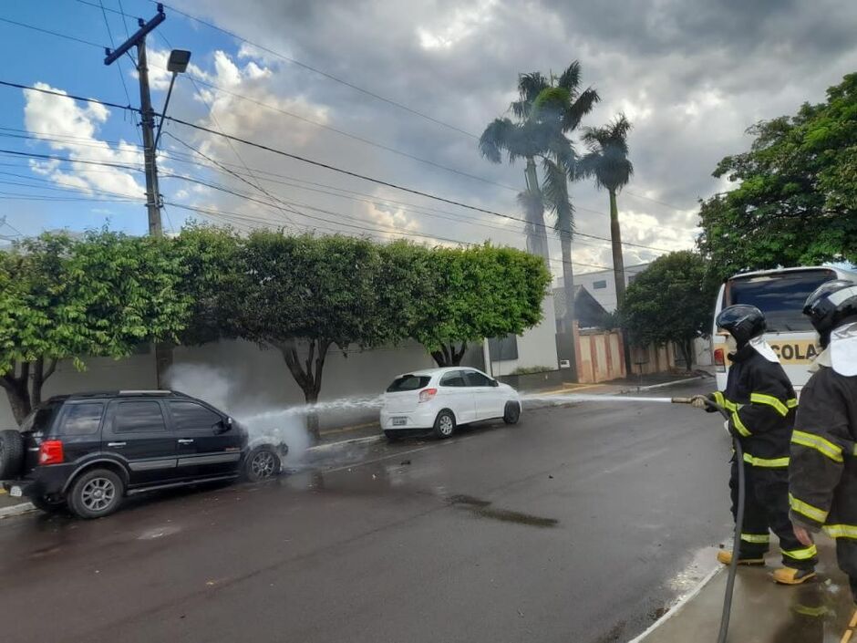 Cidade foi atingida por um forte temporal na tarde desta quarta-feira