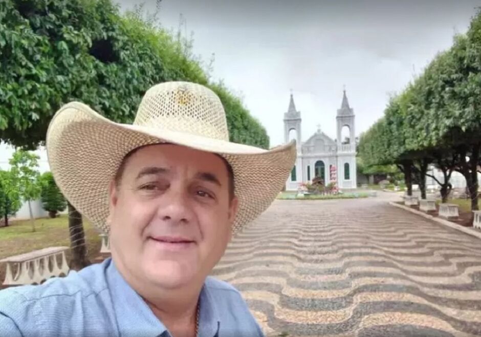 Prefeito Angelo Guerreiro conseguiu suspender liminar e volta a ter 64% de reajuste no salário