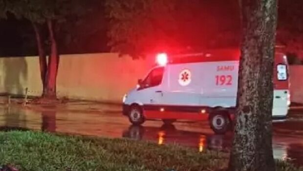 Jovem foi socorrido na madrugada, mas não resistiu