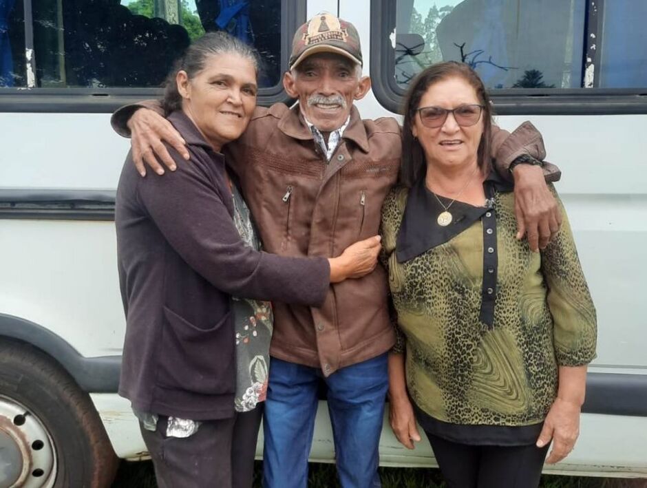 Irmãos foram separados ainda na infância