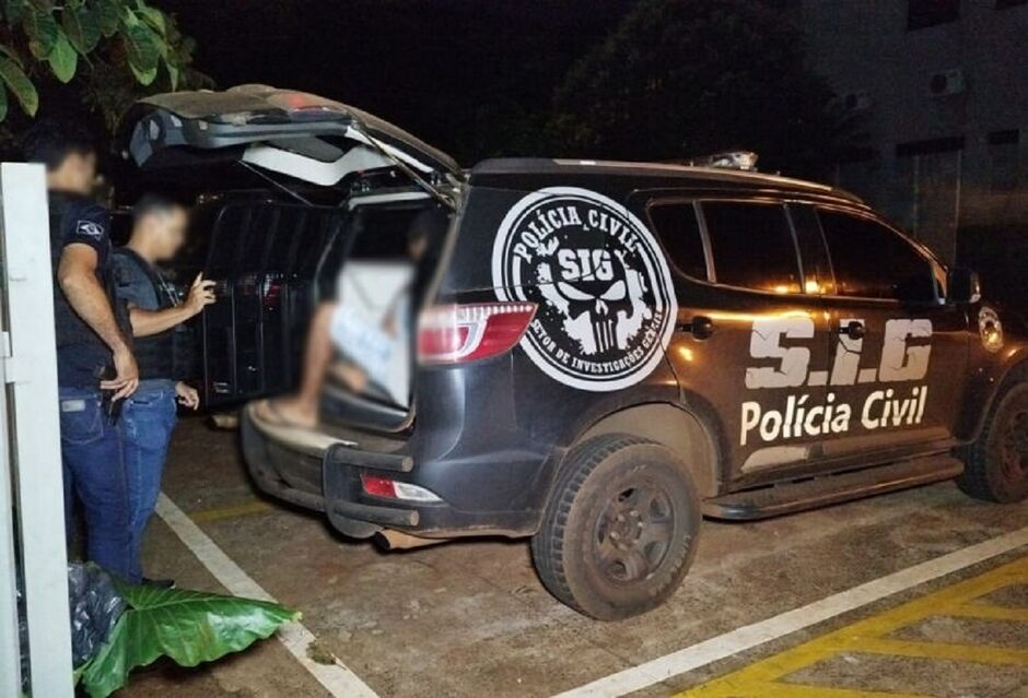 Suspeito viu cerco se fechar e se entregou 