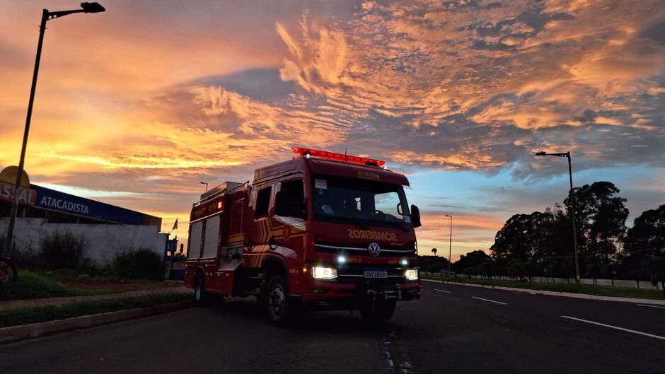 O Corpo de Bombeiros foi acionado