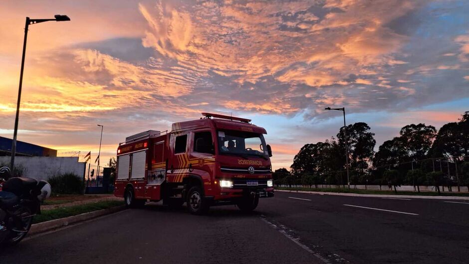 O Corpo de Bombeiros foi acionado