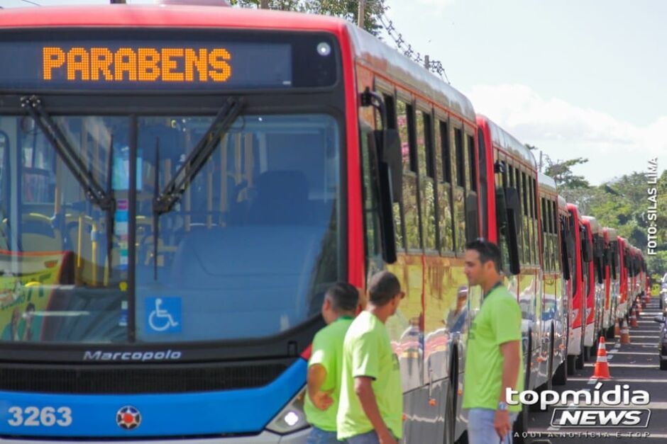 Ônibus possuem acessibilidade com duas vagas para cadeirantes 