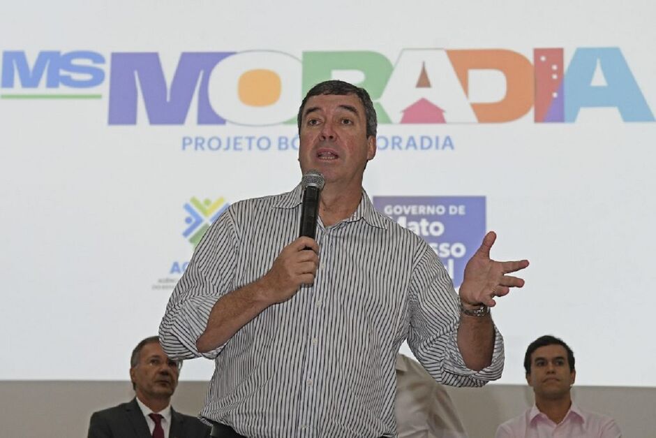 Riedel diz que ajuda vai chegar a 2,1 mil famílias 