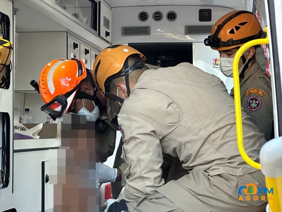 Bombeiros prestaram atendimento à criança