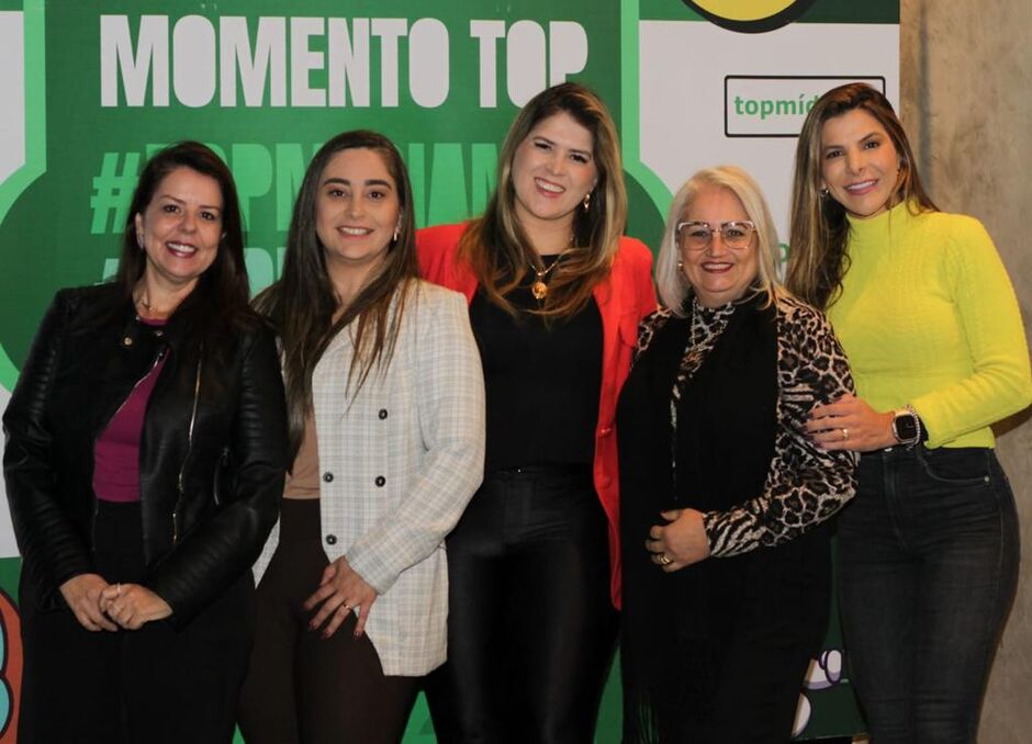 Profissionais foram homenageados em clima alegre e descontraído 