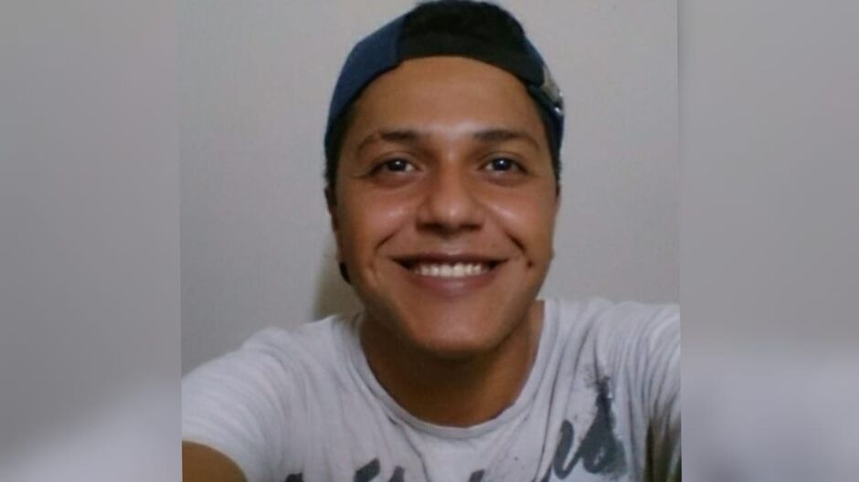 Renato morreu após sofrer um acidente de trânsito