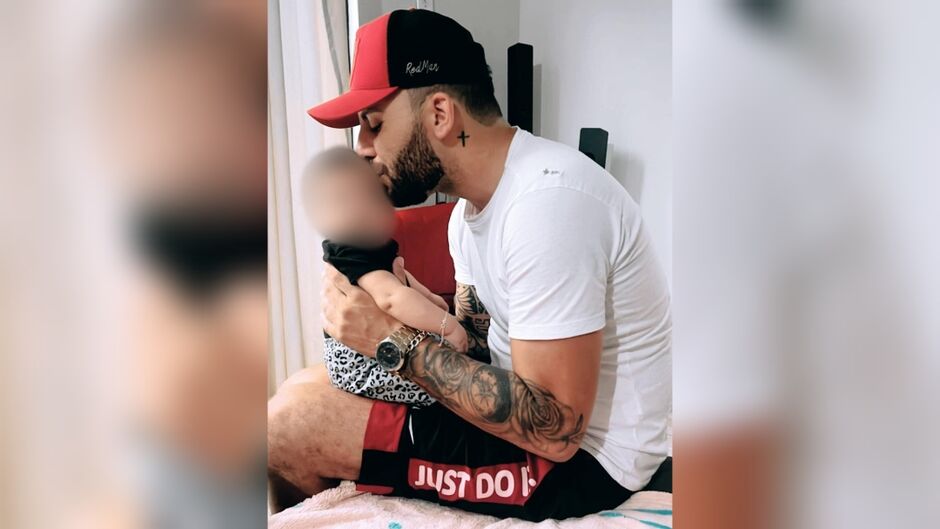 Amigos lamentaram a morte do rapaz e afirmaram ser um bom pai