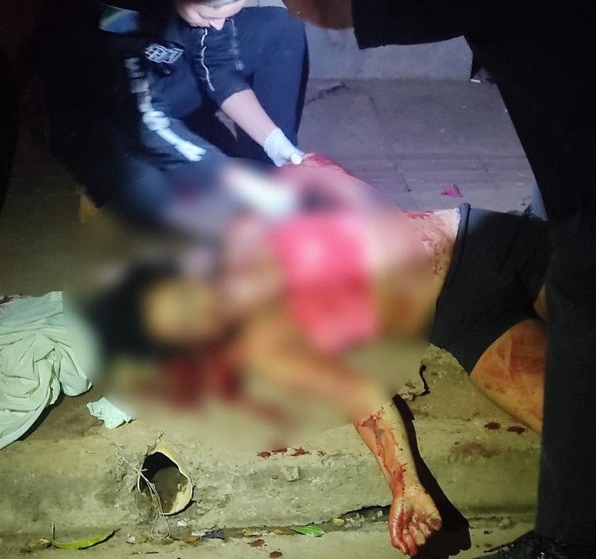 Brenda caiu morta na rua 