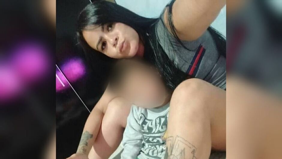 Brenda com o filho