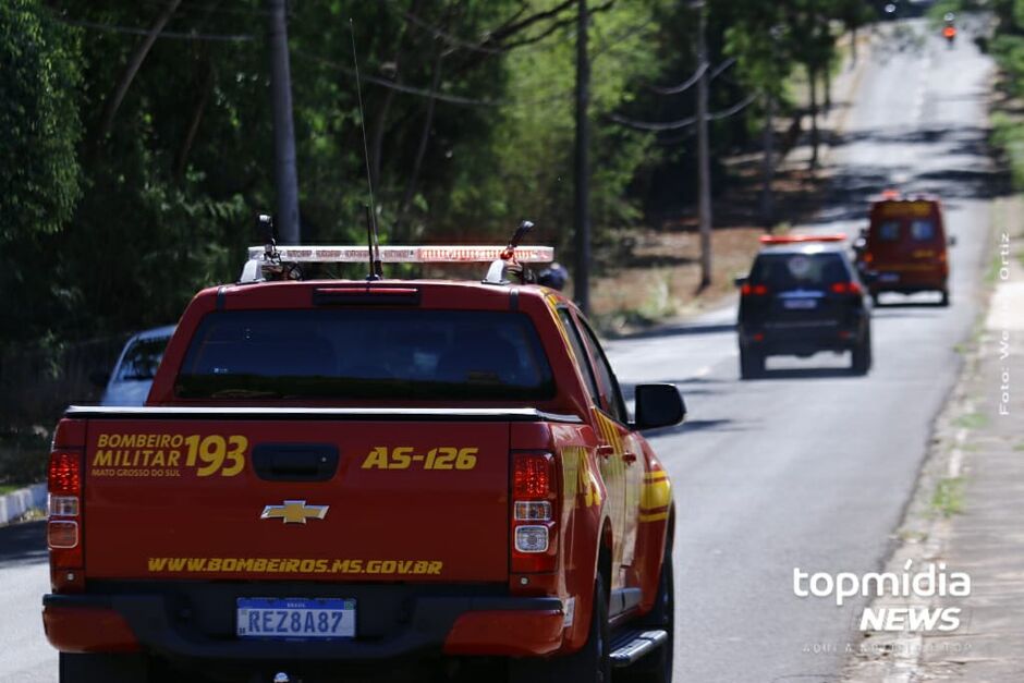 Bombeiros levaram ela em estado grave para o hospital