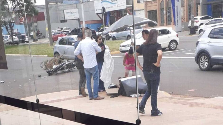 Motociclista esperou quase meia hora por atendimento