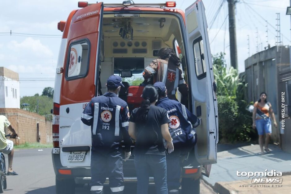 Vítima de 32 anos foi encaminhada para UPA Leblon com duas perfurações