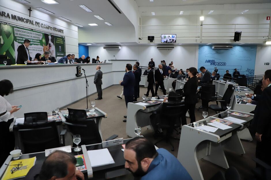Vereadores durante sess&atilde;o na C&acirc;mara Municipal de Campo Grande