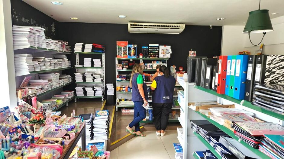 225 itens foram pesquisados