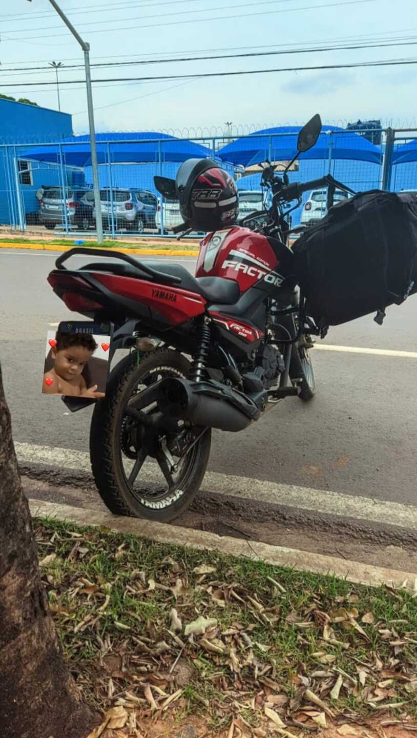A moto era o único ganha-pão do motociclista