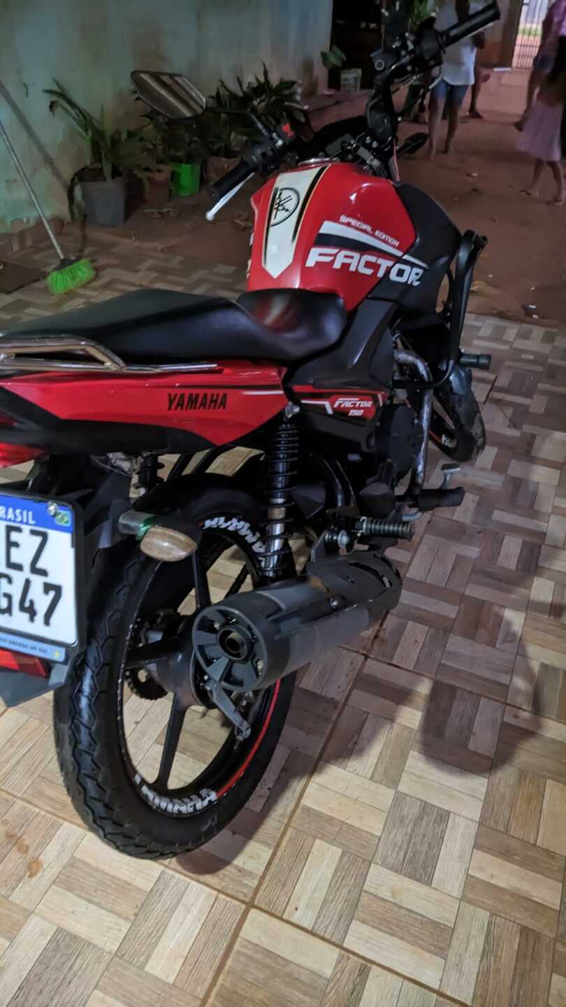 A moto era o único ganha-pão do motociclista