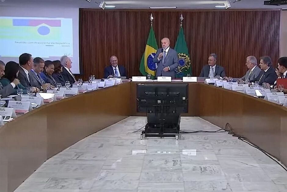 Lula falou de Bolsonaro em reunião sobre popularidade