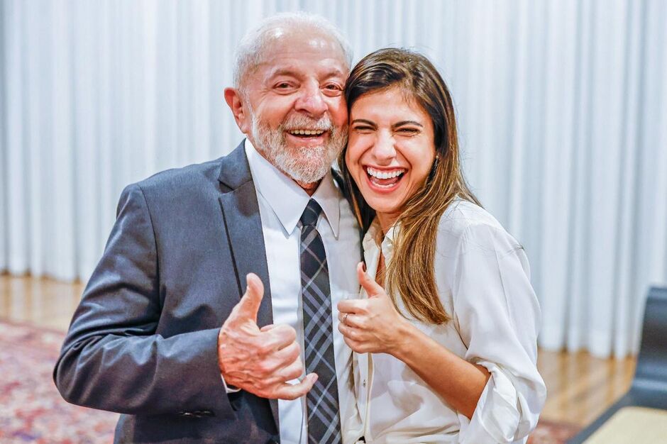 Presidente Lula e a deputada Camila Jara, ambos do PT