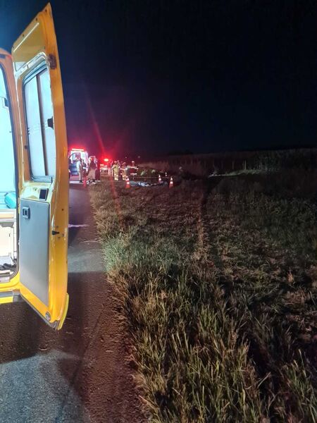 O acidente ocorreu na noite desta terça-feira (23), na BR-163