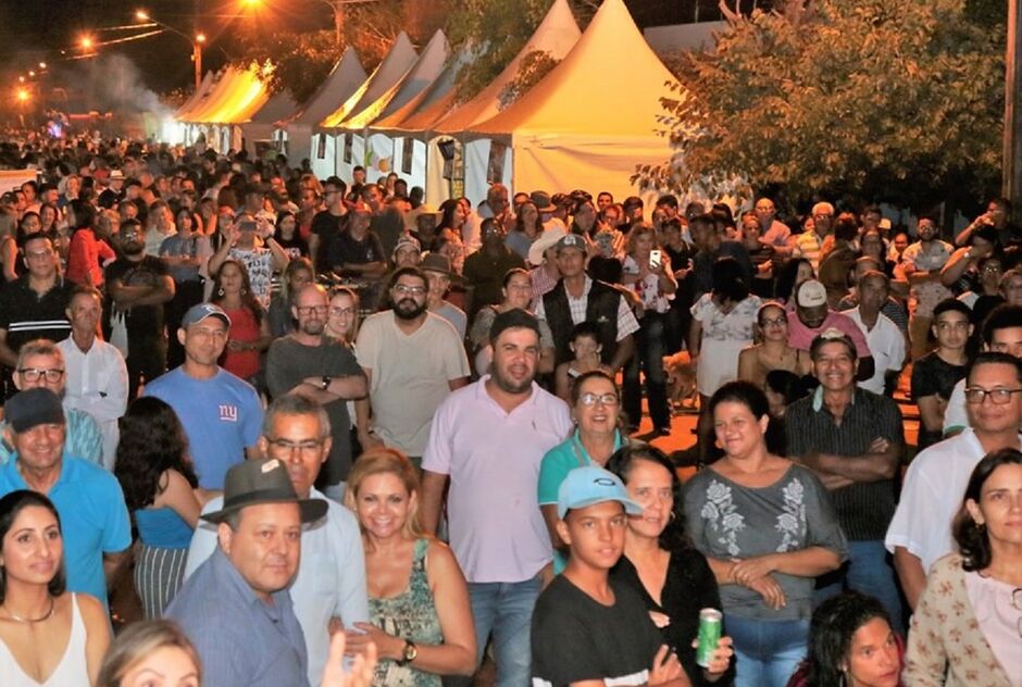 Festa passa para o dia 8 de junho 