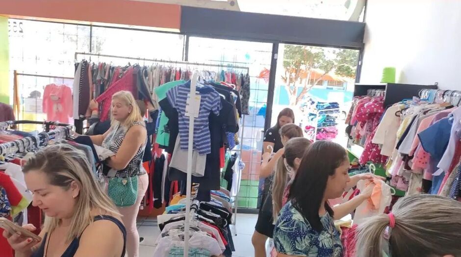 Bazar de Dia das Mães oferece desconto para quem doar para as vítimas do RS