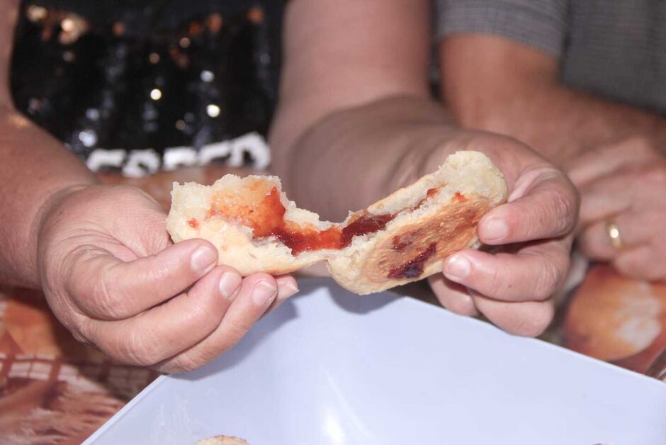 Márcia ama cozinhar e adora ver as pessoas se deliciando com seus pães de queijo gourmet