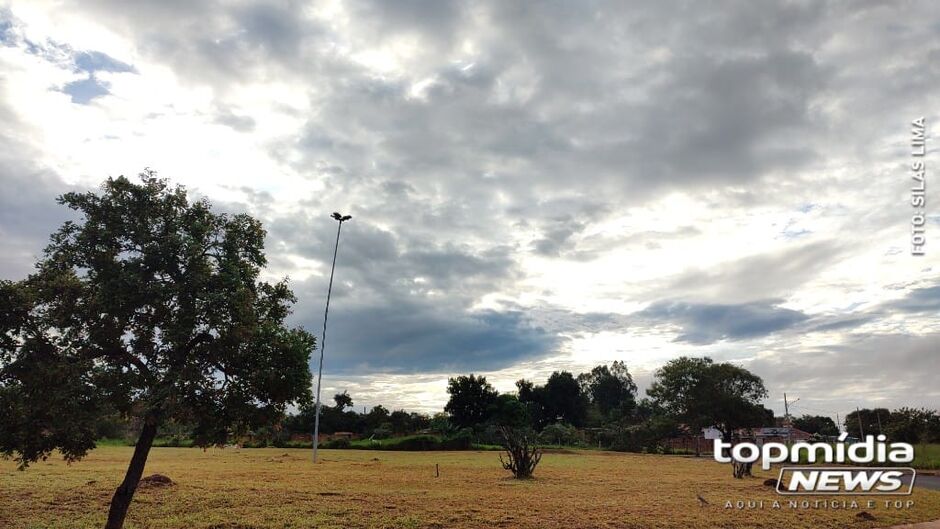 As temperaturas continuar&atilde;o em eleva&ccedil;&atilde;o, podendo chegar aos 33&ordm;C