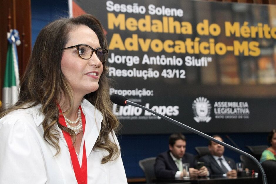 Advogada assume secretaria de Gestão 