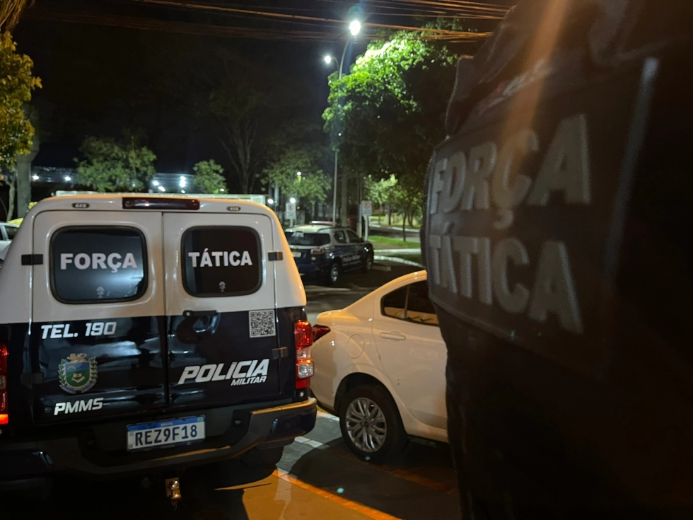 Os policiais perderam o suspeito de vista e não conseguiram localizá-lo