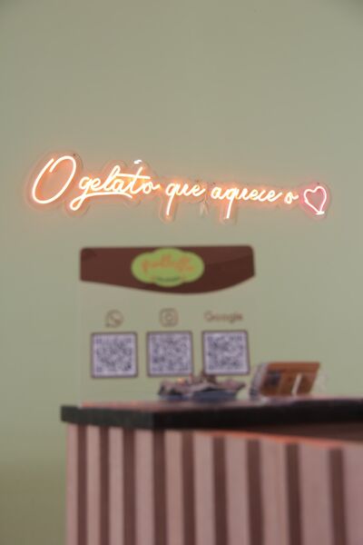 Tudo a ver com Paulo, o slogan da Più Bello é: 'O gelato que aquece o coração'