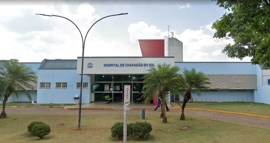 Um amigo o socorreu e o levou até o hospital