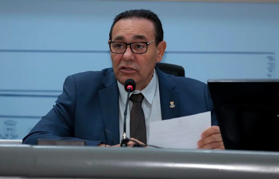Carl&atilde;o comentou sobre moradores de rua sem assist&ecirc;ncia 