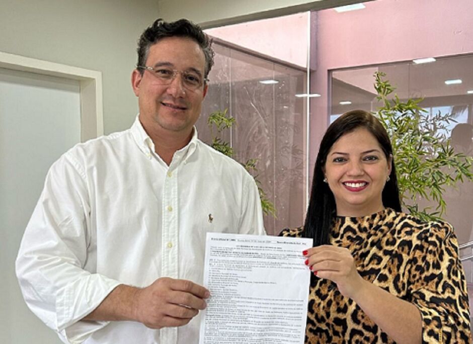 Andrea e o prefeito Paleari 